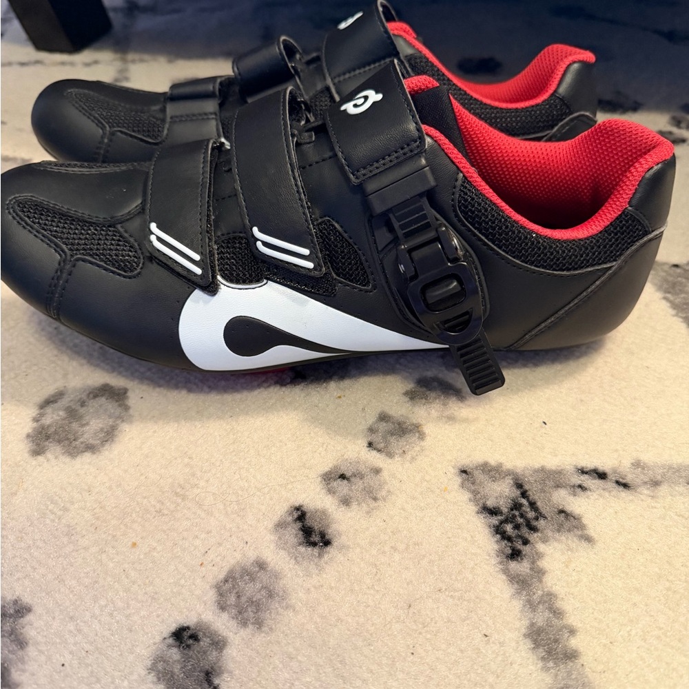 Peloton Black and Red Men's Cycling Shoes